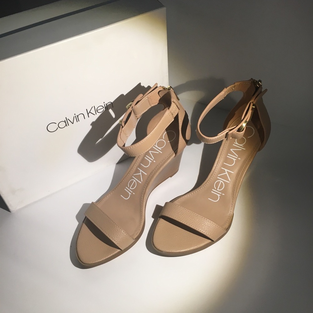 Calvin Klein desert sand colored wedges